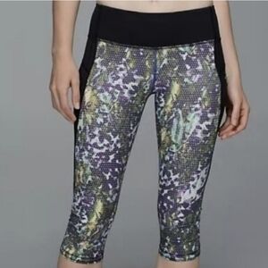 Lululemon Run: Top Speed Crop *Full-On Luxtreme